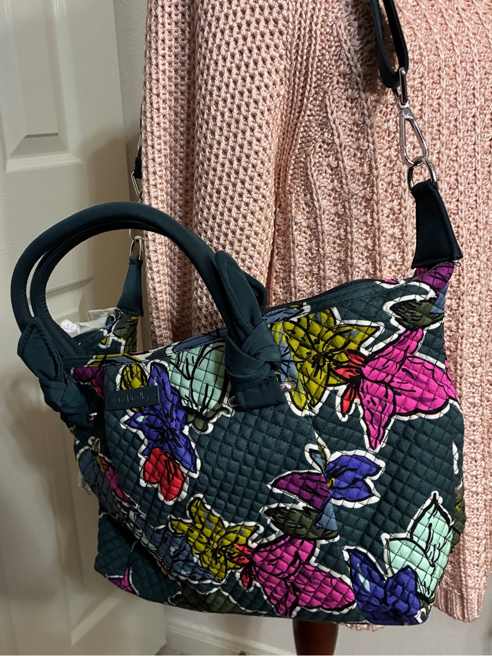 VERA BRADLEY Falling Leaves Tote/Satchel. Detachable shoulder strap. 12x9x5 NWOT - Picture 2 of 8